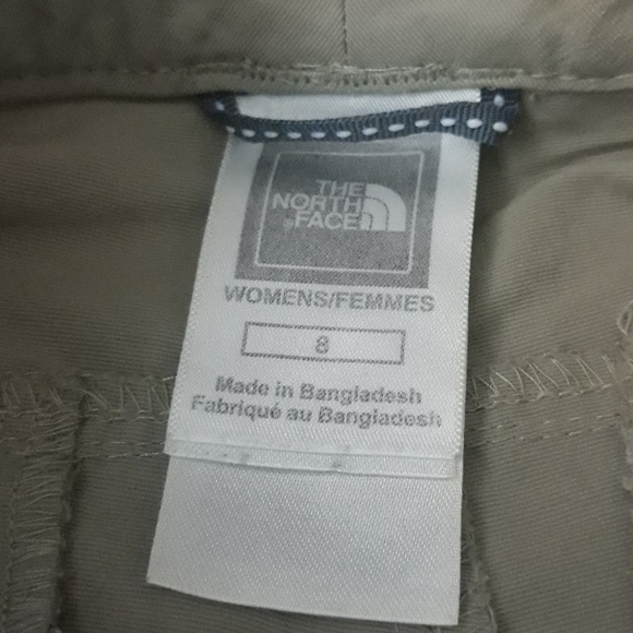 The North Face Hiking Convertible Pant/Shorts - Picture 7 of 9
